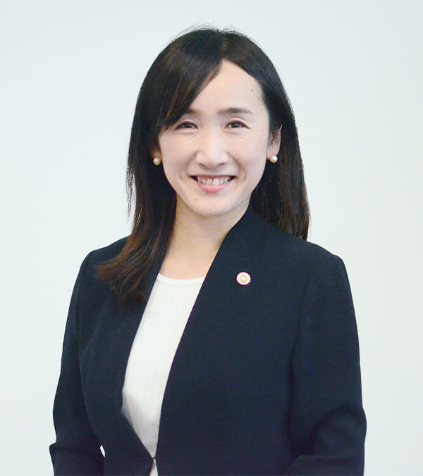 園田　真紀